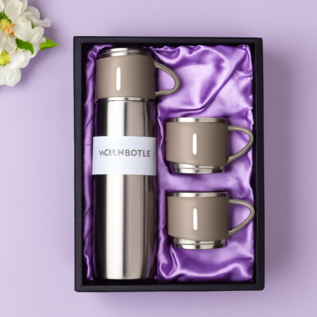 Vacuum Bottle and Cups set